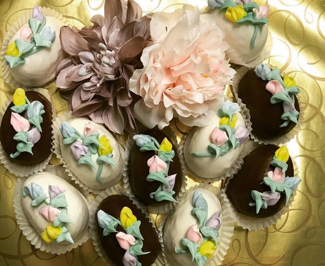 Easter egg cakes