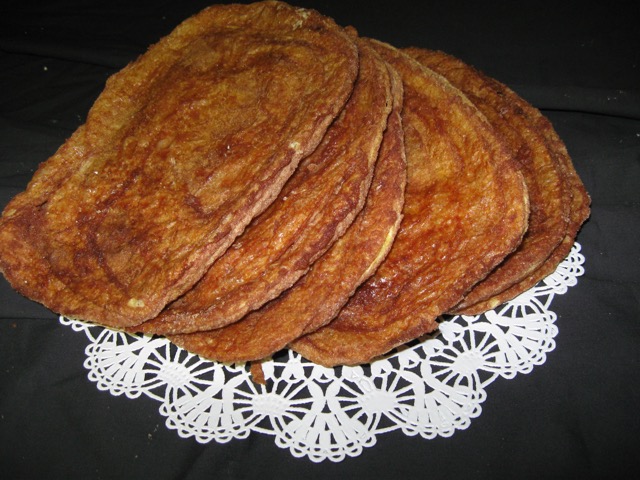 Cinnamon crisps (elephant ears)